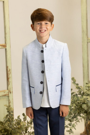 MODELO 16 Chaqueta Serie 2596 Color 4 Pantalón Serie 7573 Color 179