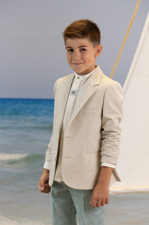 MODELO 2A Chaqueta Serie 4443 Color 101 Pantalón Serie 2297 Color 33