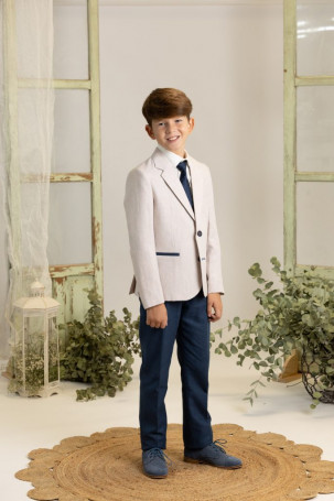 MODELO 2A Serie 4268 Color 31 Pantalon Serie 1457 Color 3