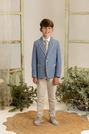 MODELO 2AV Chaqueta Serie 2835 Color 9 Pantalón Serie 1457 Color 93